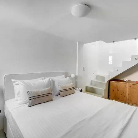 Aplotis בית נופש